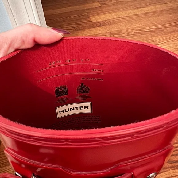 Hunter Classic Red Tall Boots - Picture 6 of 8